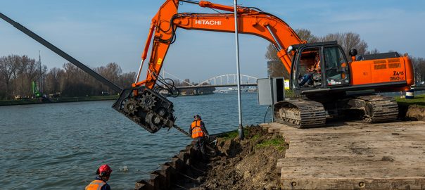 dam anchoring_amsterdam_rhine_canal