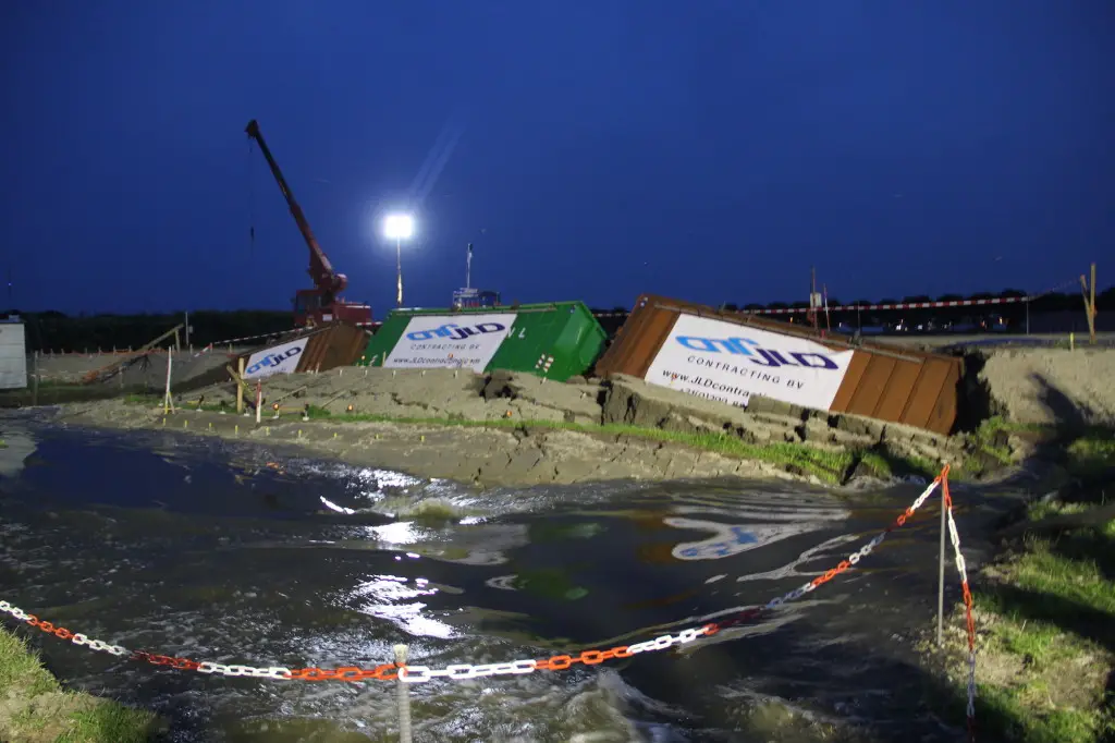 trial dyke-jld-contracting-broken-1024x682